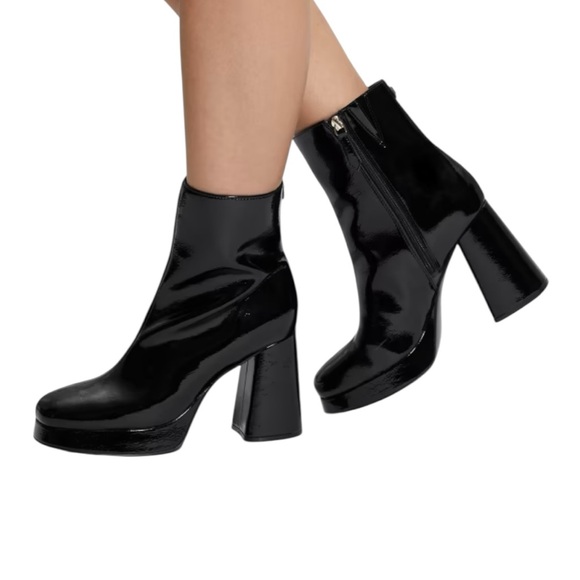 Guess Womens Byra Zipper Square Toe Block  Heels Platform Boots size 10 - Picture 1 of 12
